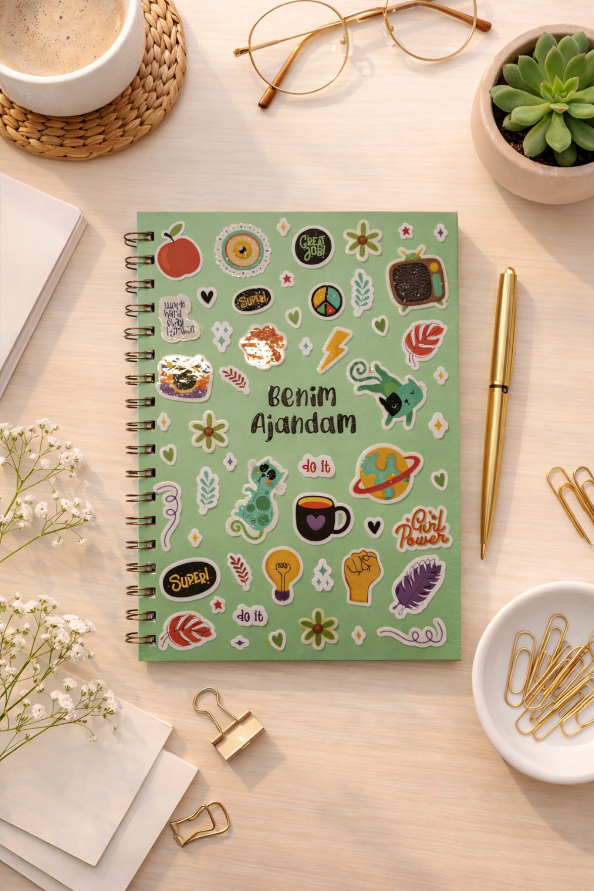 Spiralli Yeşil Zemin Benim Ajandam Stickerlı Plan Ajandası 18x25cm