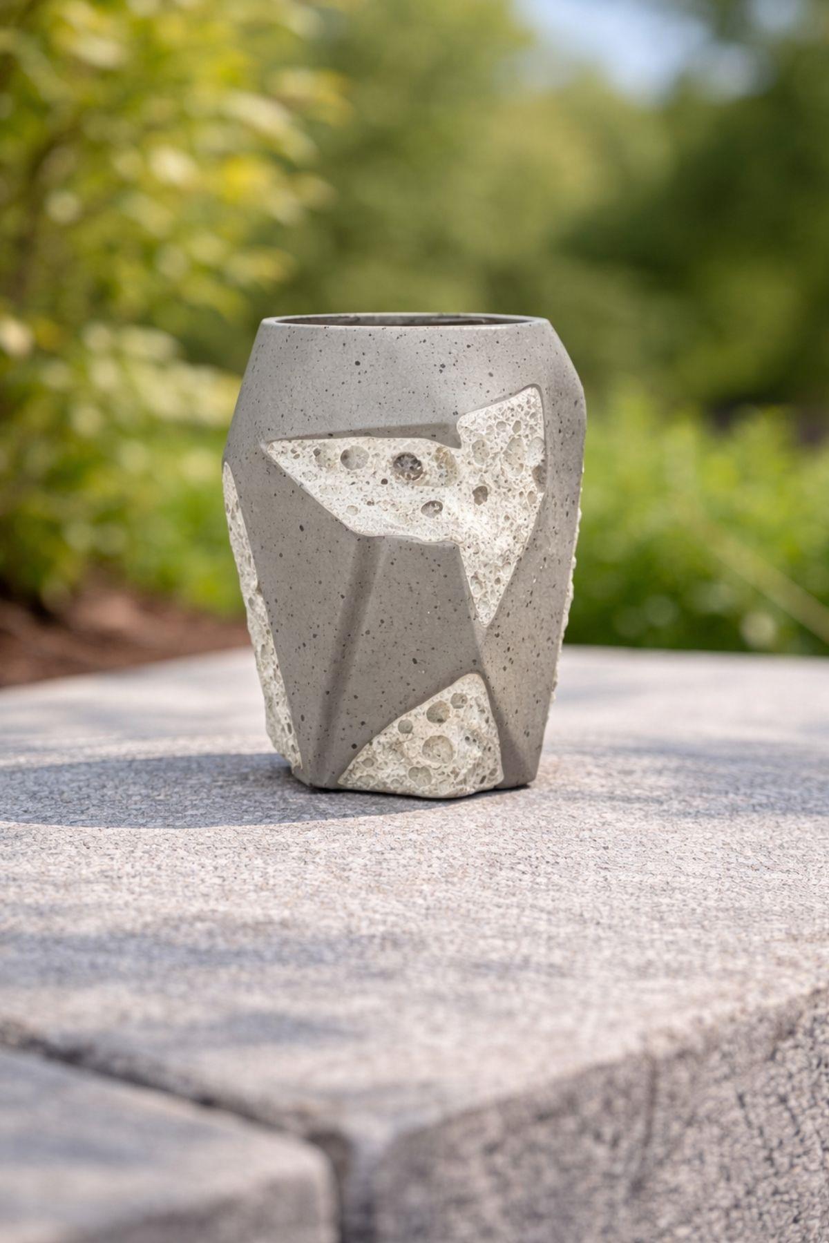 Taş Rengi Geometrik Poselen Kupa 320 Ml