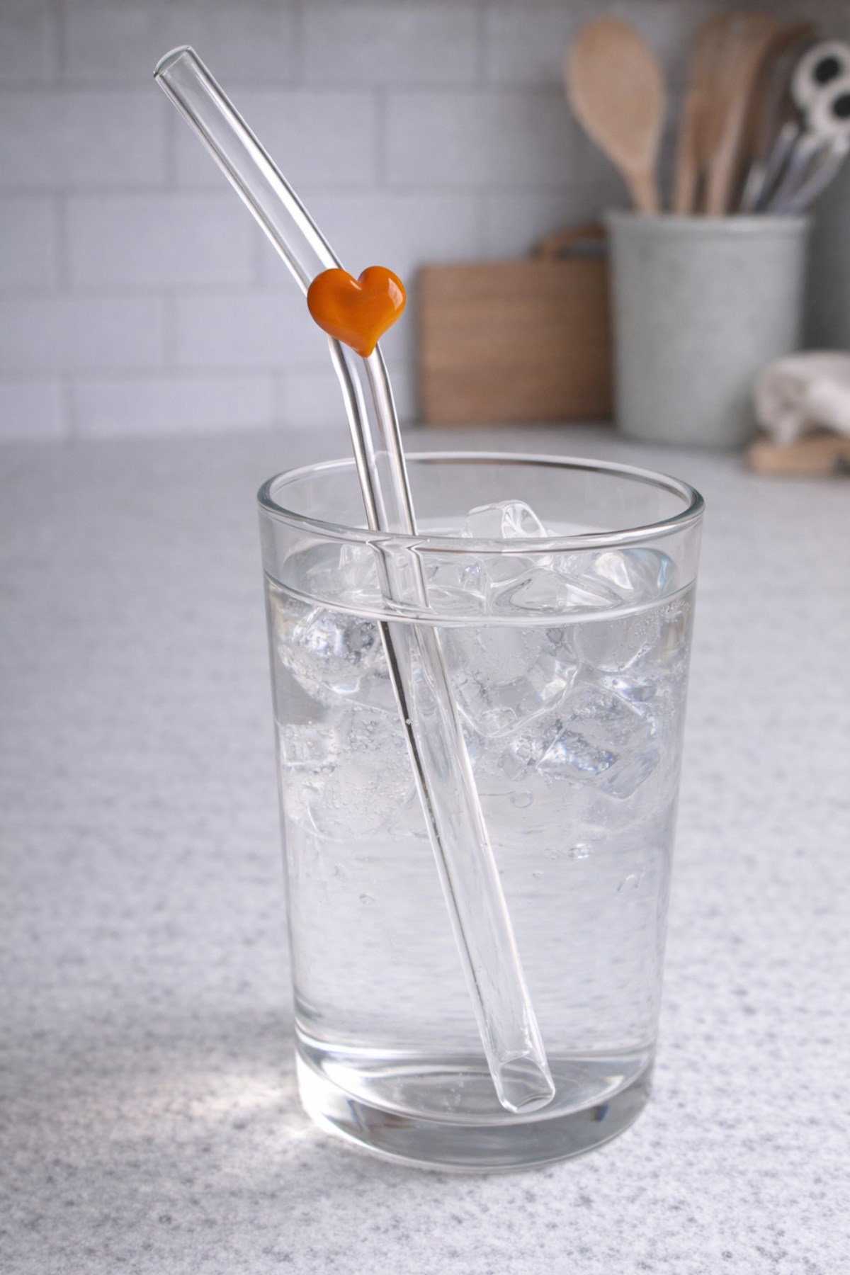 Turuncu Kalp Figürlü Cam Pipet