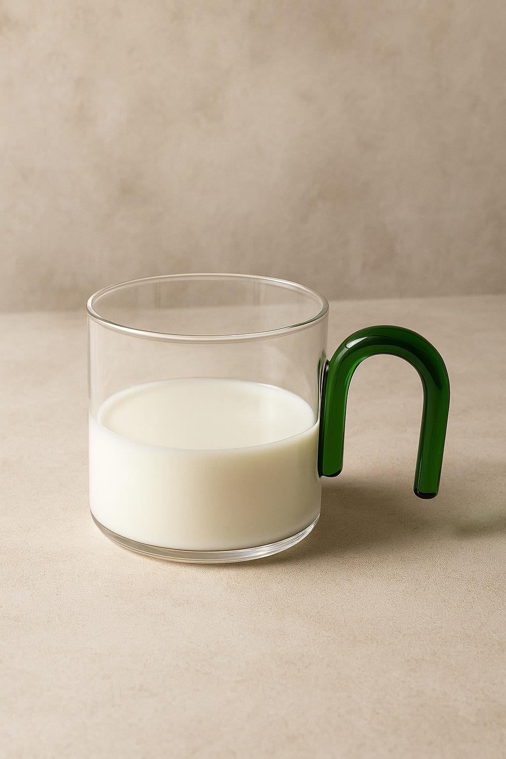 Yeşil Saplı Cam Kupa