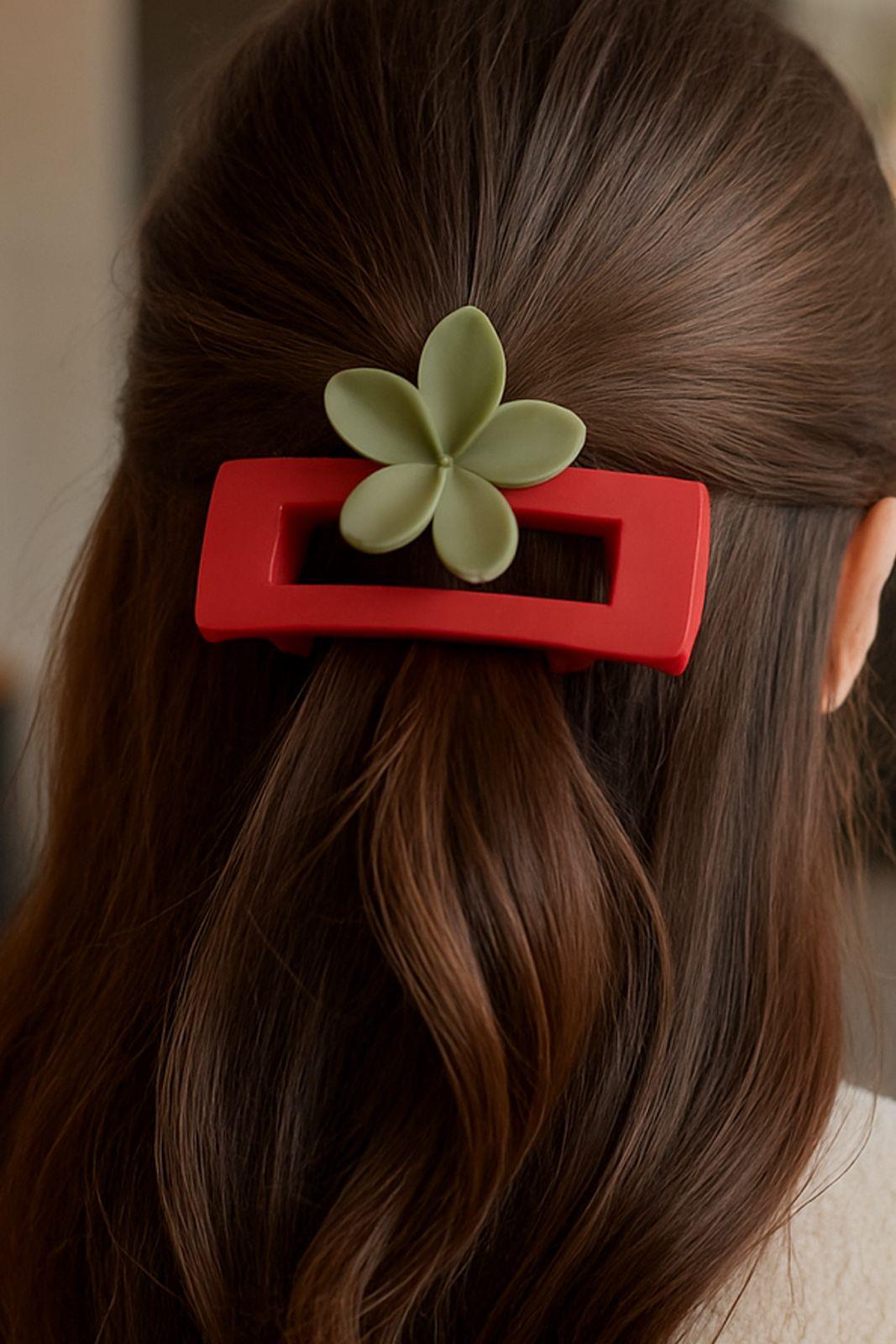 ZİKZAK MODELLİ ÜZERİ PARLAK RENKLİ KEMiK MANDAL TOKA