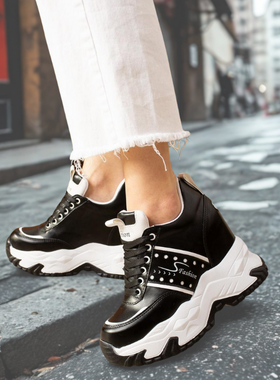 Kadın Sneaker