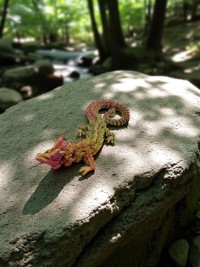 Small Kristal Ejderha - Altın-Kırmızı-Yeşil