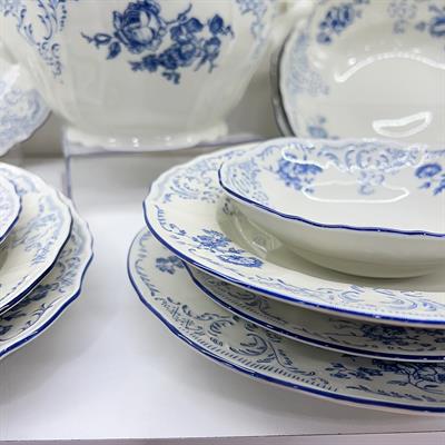 Bernadotte Czech Republic 77 Piece Dinner Set Cobalt