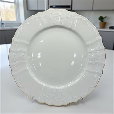 Bernadotte Czech Republic 77 Piece Dinner Set Plain Gold