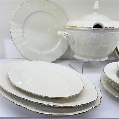 Bernadotte Czech Republic 77 Piece Dinner Set Plain Gold