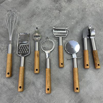 Praxis 7 Li Ahşap Saplı Mutfak Seti