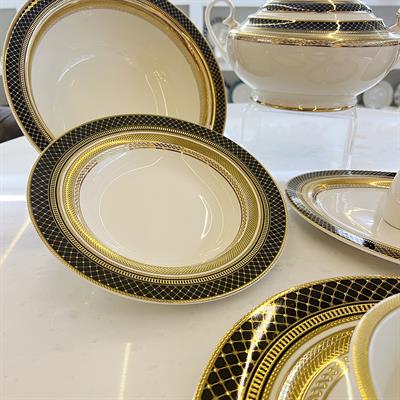 Queens of England Wesley 61 Parça 12 Kişilik Porselen Yemek Takımı