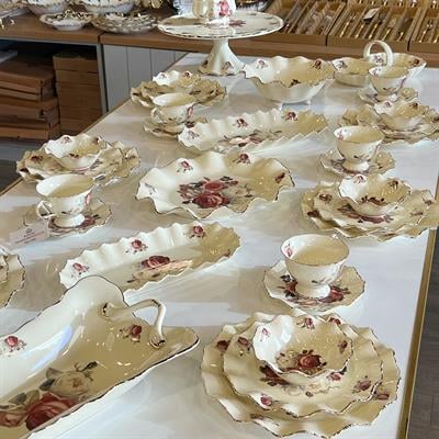 Kahvaltı TakımıRoyking Rose 38 Parça Kahvaltı ve İkram Seti