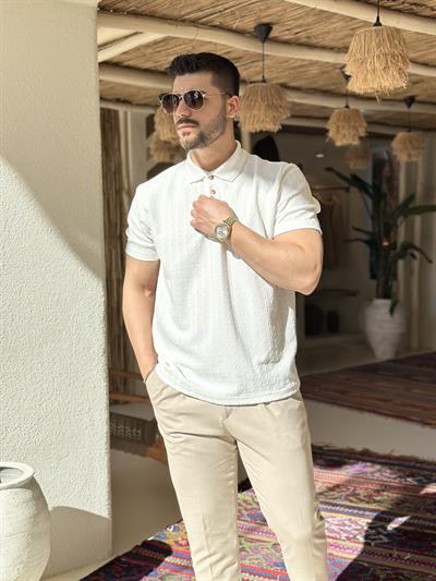 Desenli Yakalı Tshirt Beyaz