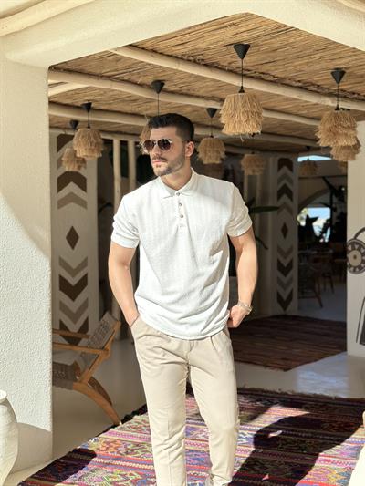 Desenli Yakalı Tshirt Beyaz