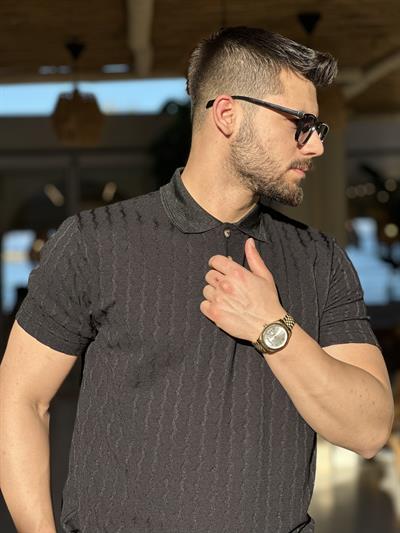 Desenli Yakalı Tshirt Siyah