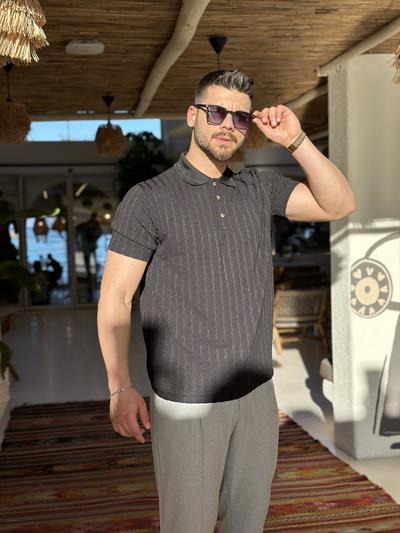 Desenli Yakalı Tshirt Siyah