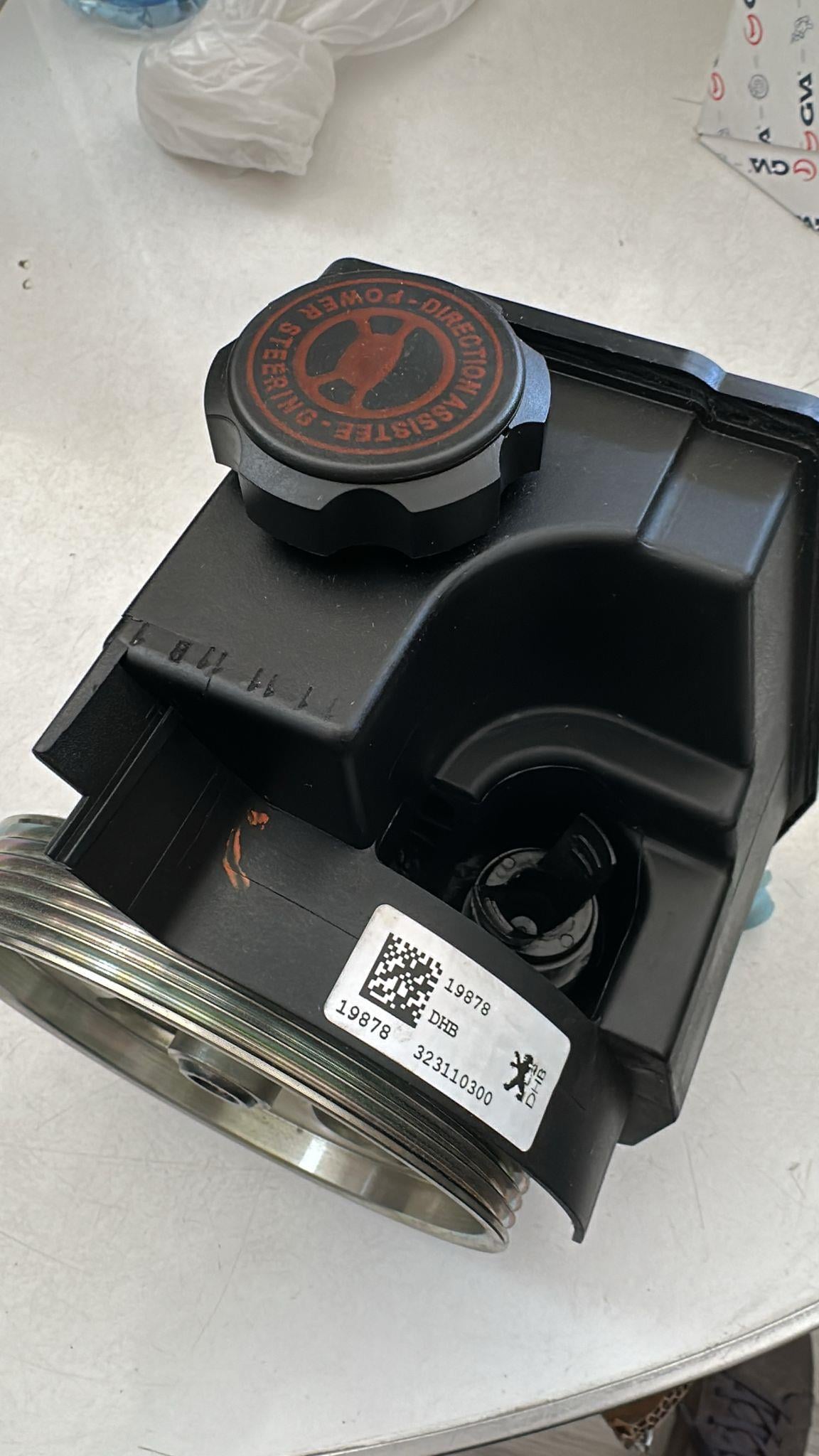 Peugeot 206 1.4 Hdi 98-06 Citroen Berlingo 1.4 1.6 Direksiyon Pompası Bidonlo 4007.V5-4007.Lf-4007.Kx