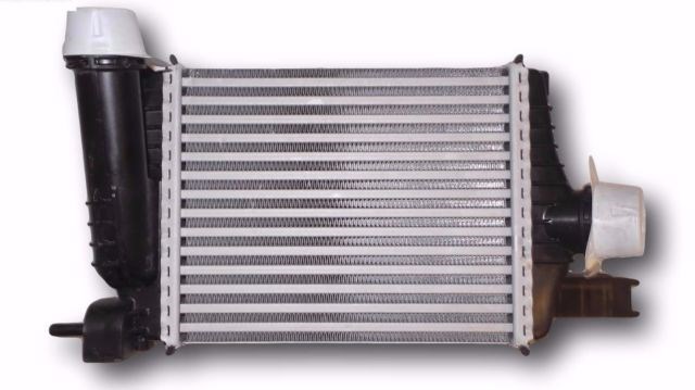 Renault Clio 4 Turbo Radyatörü Intercooler 0.9TCe 1.2TCe 1.5dCi MY