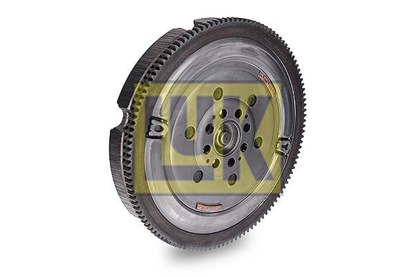 BMW M57 E60 E61 E83 E53 Volan DMF LUK