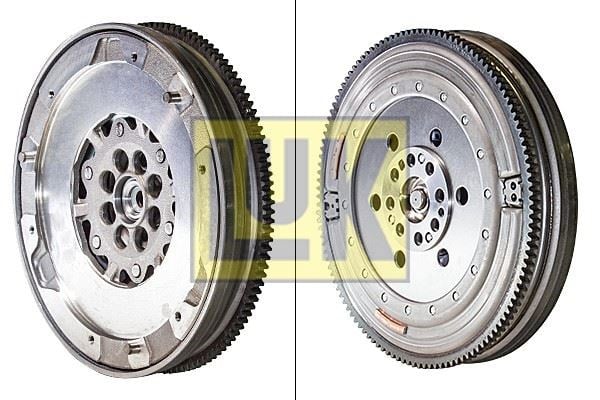 BMW N47 E81 E87 E82 E88 E90 E91 E92 E93 E60 E84 E83 Volan DMF LUK
