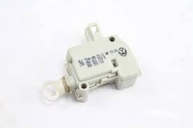 Volkswagen Golf 4 Passat Seat Ibiza Leon Skoda Octavia Bagaj Merkezi Kilit... OE-ORIJINAL