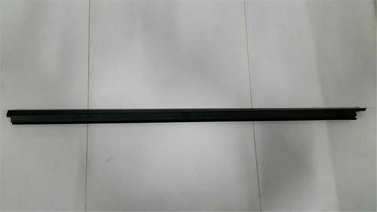 Ön Dış Sıyırıcı Fitil Sağ R9 15225
