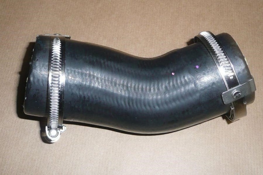 Peugeot 207 Turbo Hortumu Kelepçeli YTT