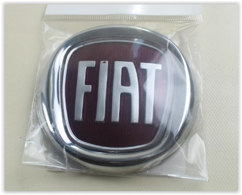 Fiat Albea Bagaj Arması Köşeli Bordo Çift Taraflı Yapışkan Bantlı 75mm OZAR
