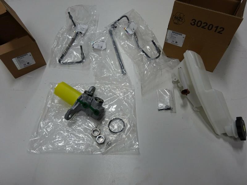 Opel Astra K M32 Fren Ana Merkezi Deposu Boruları Oringi Komple Kit GM