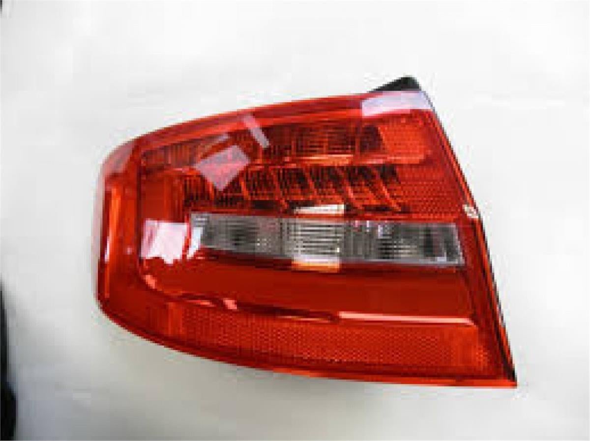 Audi A4 (2011-2015) Sol Dış Stop Lambası Depo 8K5945095ac