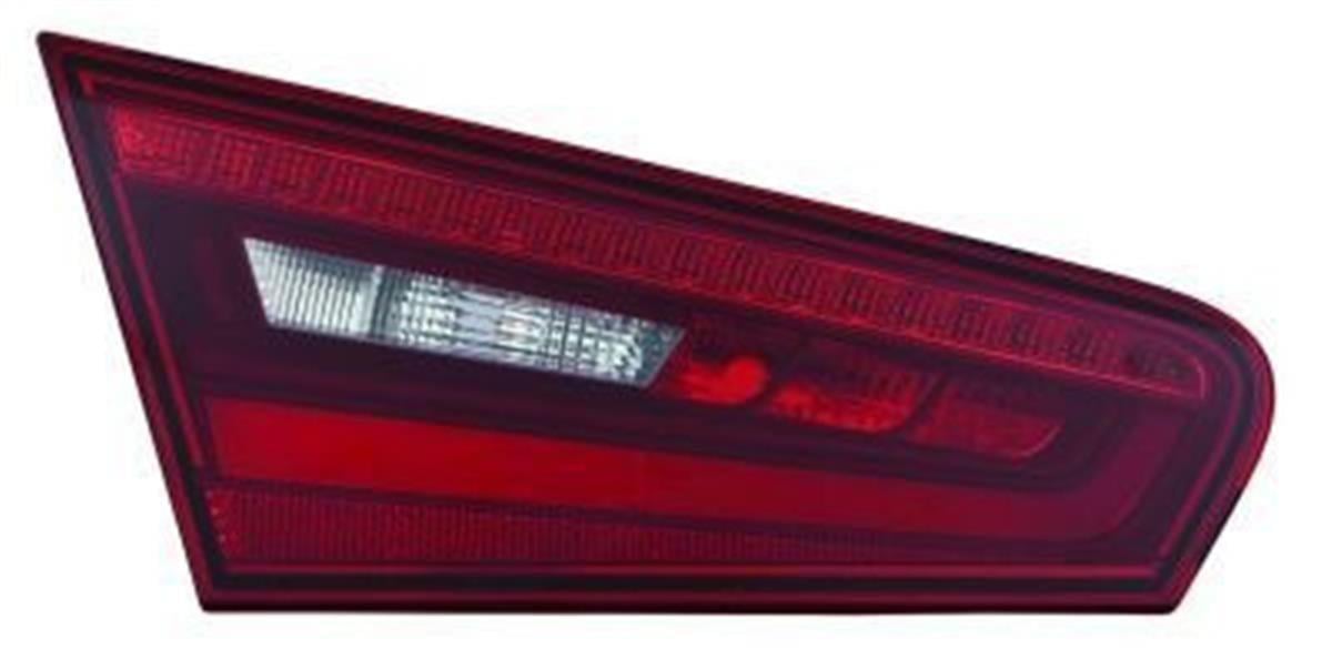 Audi A3 Stop Lambası İç Sağ Depo (2013 Ve Sonrası) 8V3945094b