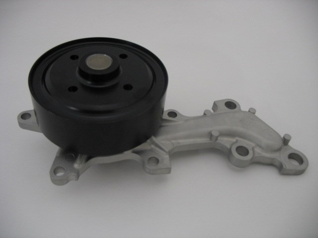 Toyota Auris Corolla Yaris Devirdaim Su Pompası GMB