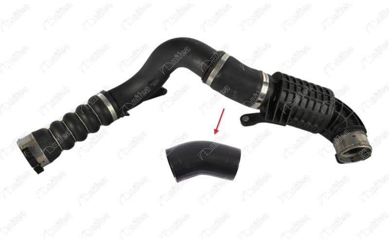 BMW Turbosarj Hortumu Sağ Küçük NIFEA