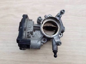 Opel Insignia A Gaz Kelebek Gövdesi Komple GM
