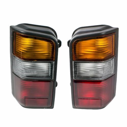 Mitsubishi L300 Sol Duyulu Stop Lambası MARS-
