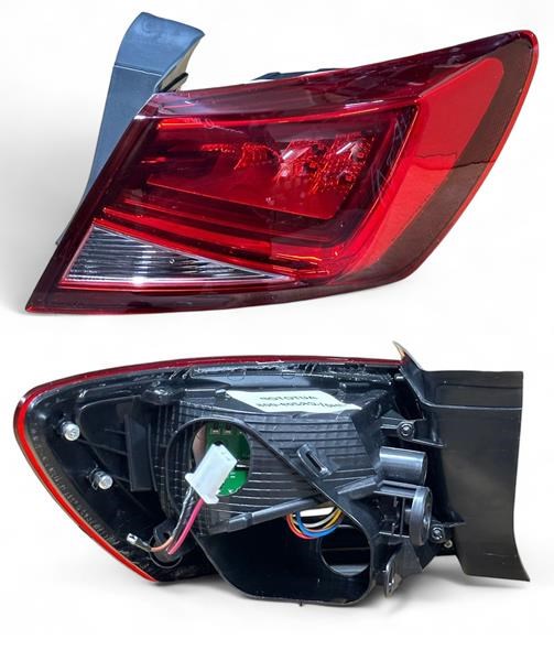 Seat Leon LED'li Dış Sağ Stop Lambası PRO-A
