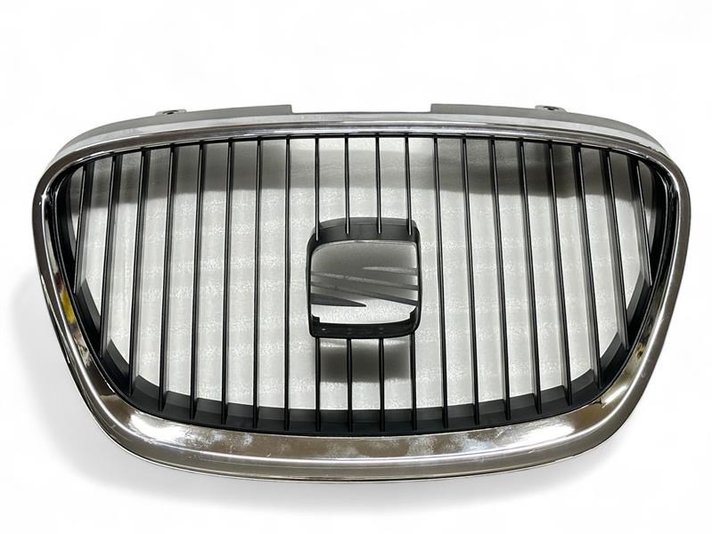 Seat Leon Ön Panjur Krom Çerçeve [2009-2012] PRO-A