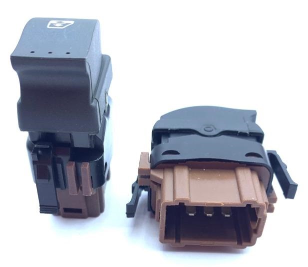 Renault Master 2 Ön Sağ Cam Düğmesi Tekli HELLUX