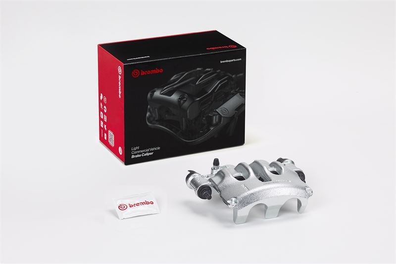 Renault Master 3 Ön Sağ Fren Kaliperi BREMBO
