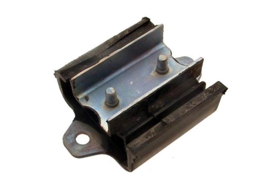 Nissan Terrano II Motor Takozu KAUTEK