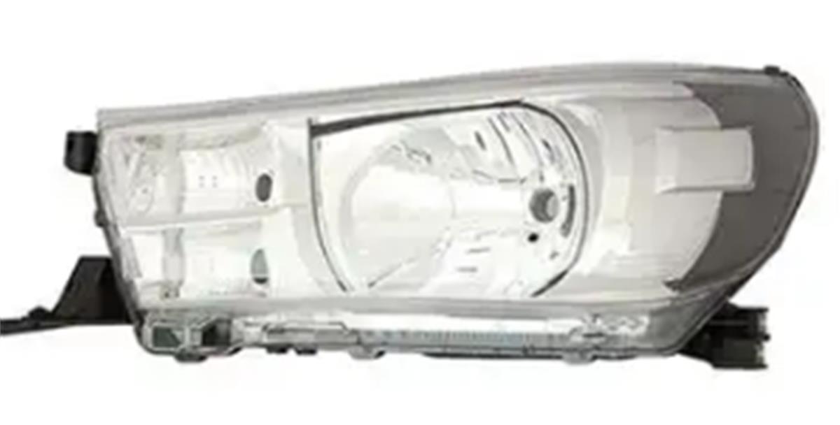 On Far Sol Toyota Hılux 15-