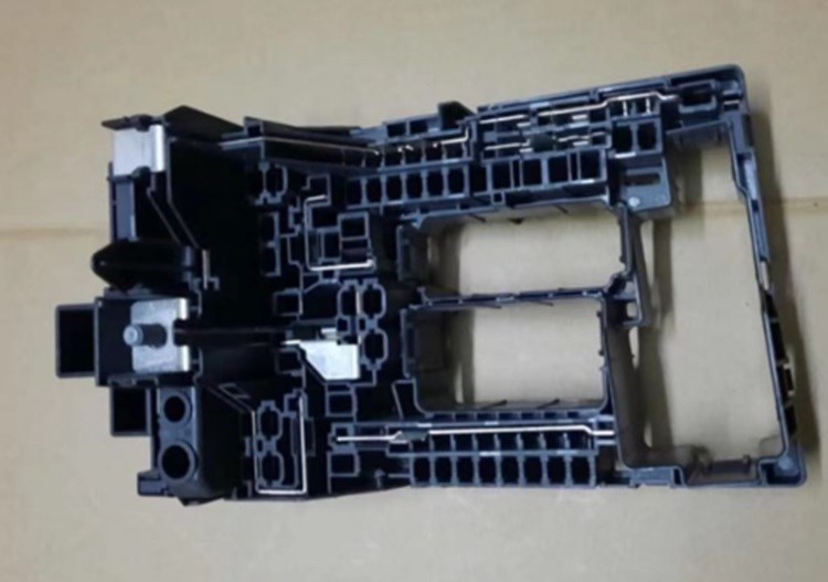 Volkswagen Passat Sigorta Kutusu PRO-A