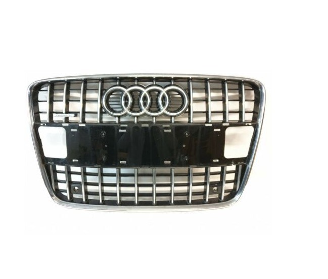 Audi Q7 Ön Panjur S-Line DOGAN-