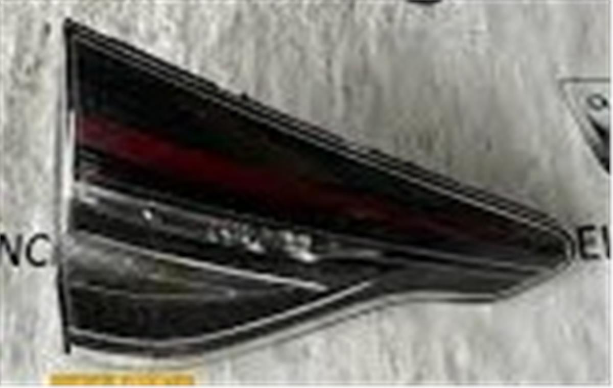 Arka Stop Lambası Sol İç Renault Clio 5 (19>) 265558694R