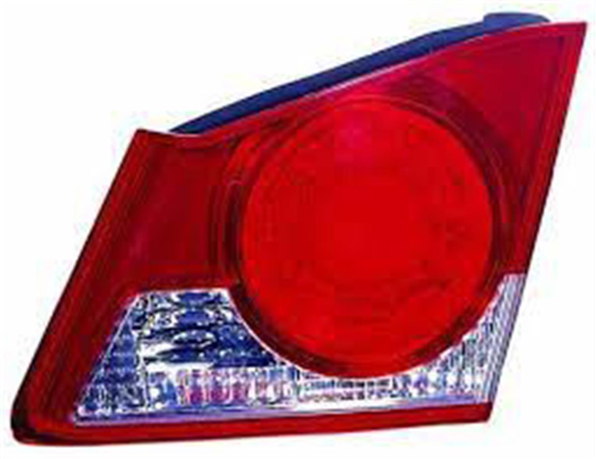Stop Lambası İç Sağ Cıviç  (Fd) Benzin 06-08