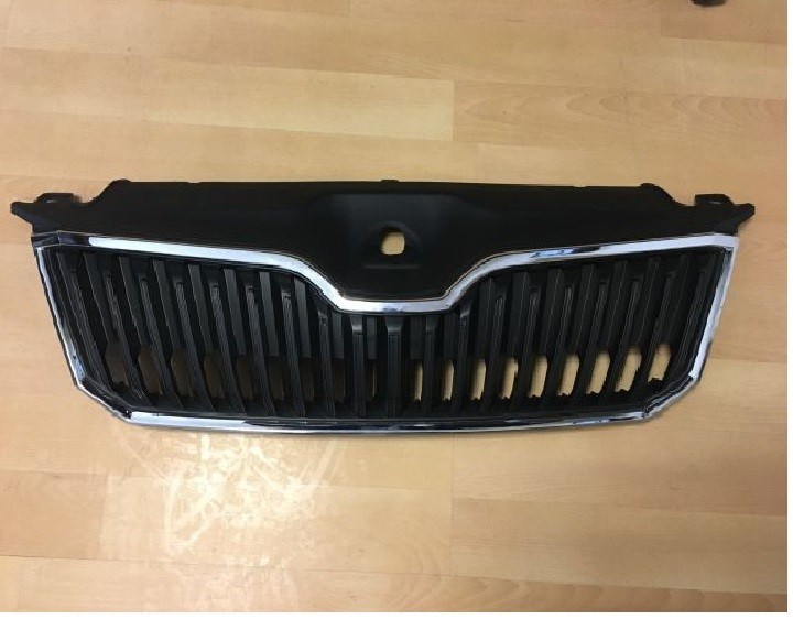 Skoda Superb Ön Panjur Nikelaj Çizgili DOGAN-
