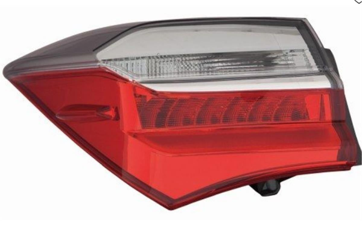 Toyota Corolla (E18) Dış Sol Stop Lambası Depo Benzin-Dizel (16-) 81560