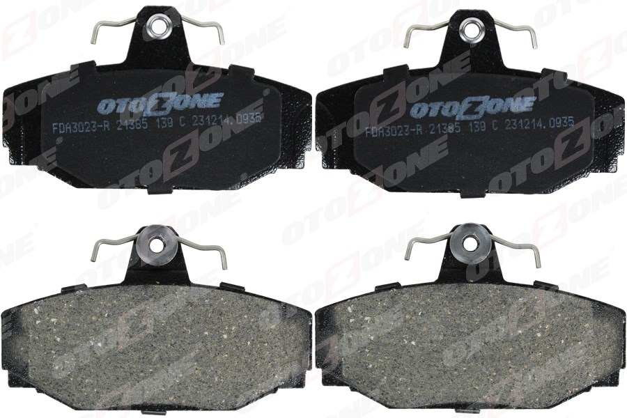 Volvo V70 XC70 S70 740 760 780 940 S90 V90 Arka Fren Balatası OTOZONE