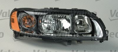 Volvo V70 Sol Far Sinyal H7 HB3 VALEO