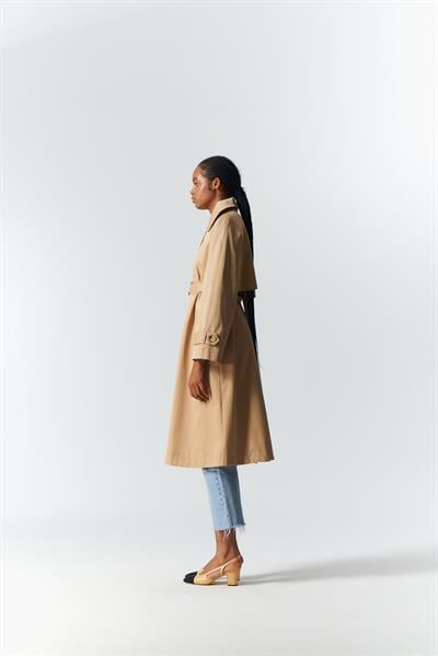 CAMEL TRENCH COAT