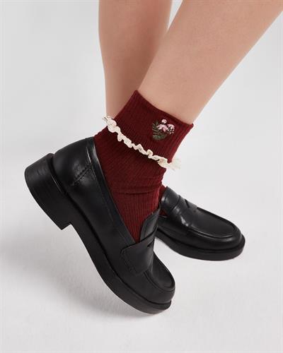 Kadın Dantelli Nakışlı Çorap Bordo