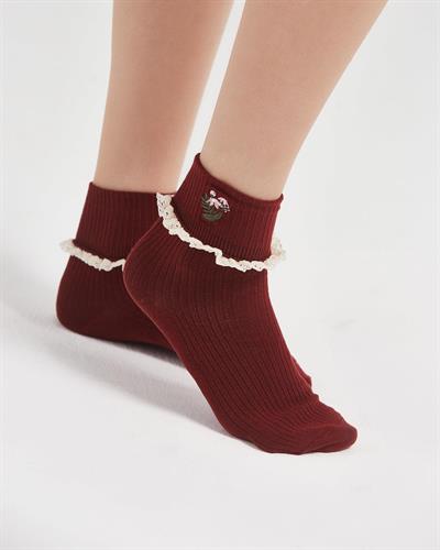 Kadın Dantelli Nakışlı Çorap Bordo