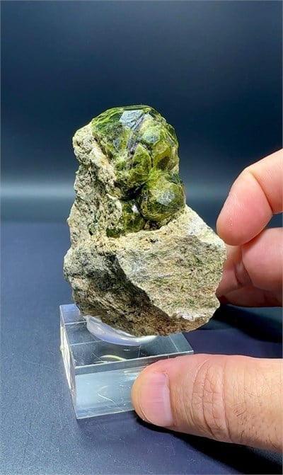 DEMANTOİD GARNET 142 GR.